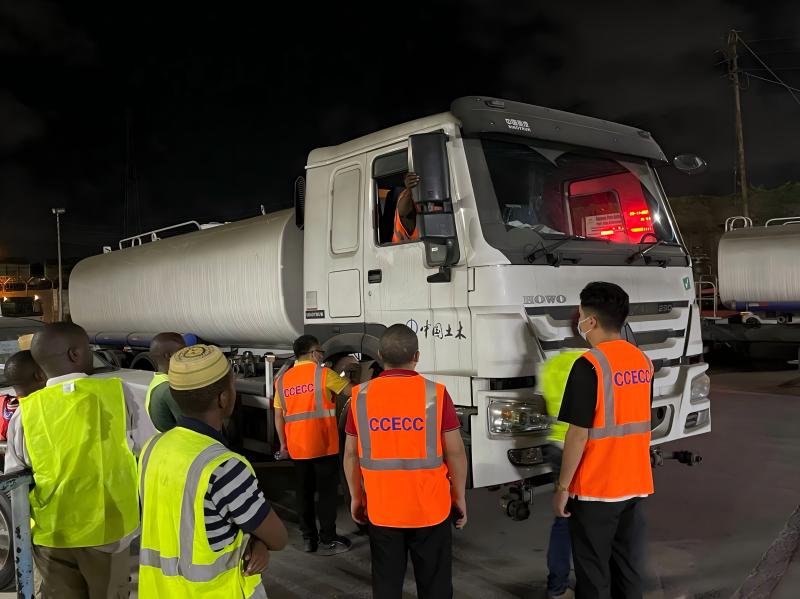 30-40T Heavy Duty Dump Truck Conakry: Chassis ROI