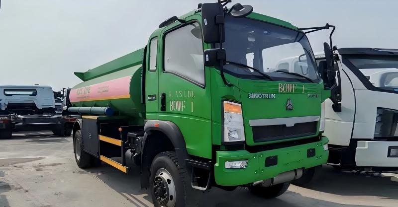 10000L HOWO Fuel Truck for Burkina Faso Heat | Prevent Evaporation