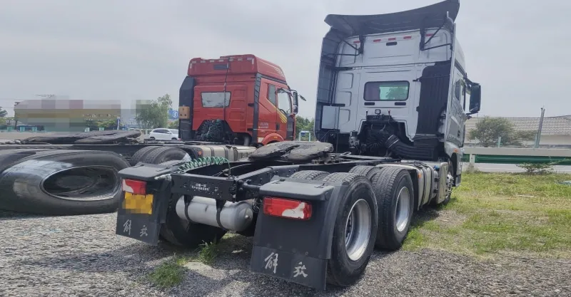 Tractor Truck FAW Jiefang J7 6x4 560HP 2023