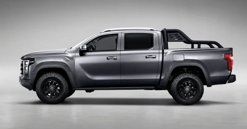 Foton Tunland V7 Luxury Edition Black - 2.0T Diesel Hybrid 4WD Pickup with Rear Bed Enclosure