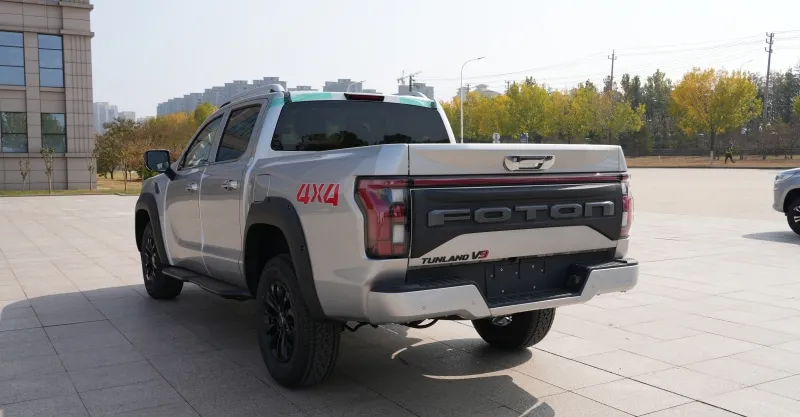 Premium Foton Tunland V9 Automatic LHD Pickup - Aurora Silver