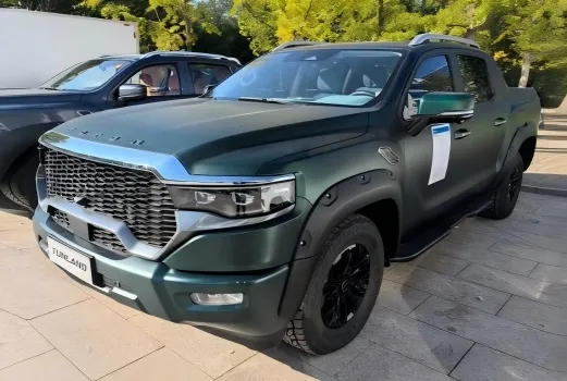 The Ultimate Buying Guide for the Foton Tunland V9: Which Color and Configuration Suits You Best?