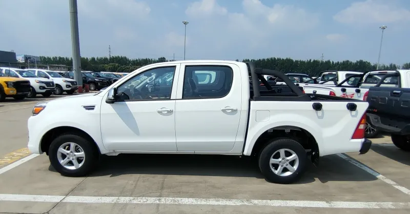 Tunland E Pickup Truck - White Sleek Edition (No Fender Flares) | 4x2 & 4x4 Light Duty Cargo Truck