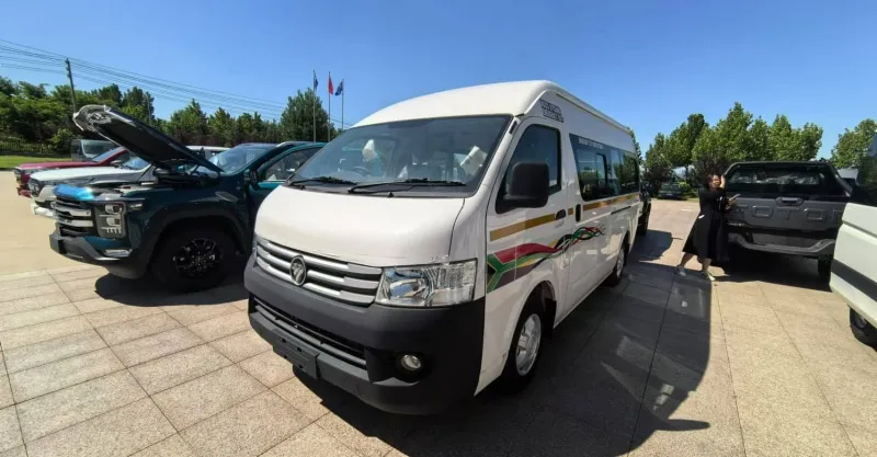 Foton View C2 High Roof Van RHD | 15 Seats