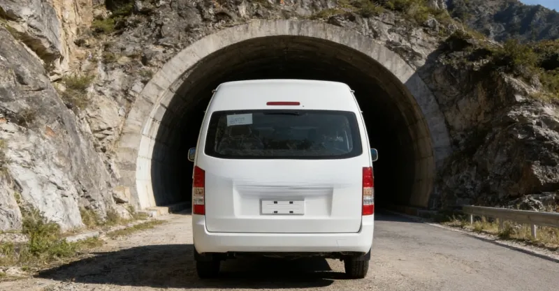 Foton View CS2 16-Seater Petrol Van (LHD) - High Roof Commuter