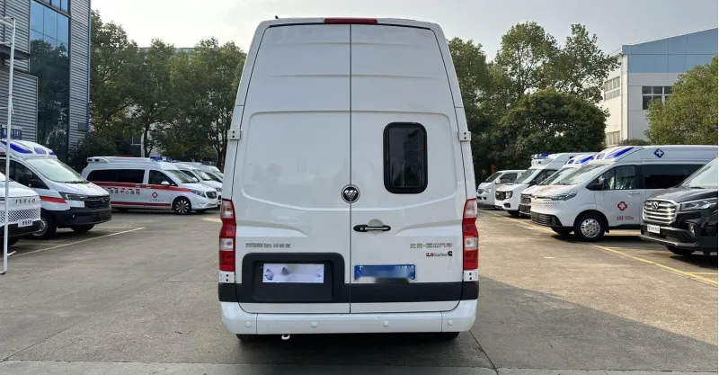Foton Toano Business RV: 2.8T Cummins Diesel, High-Roof Luxury Camper Van & Mobile Office