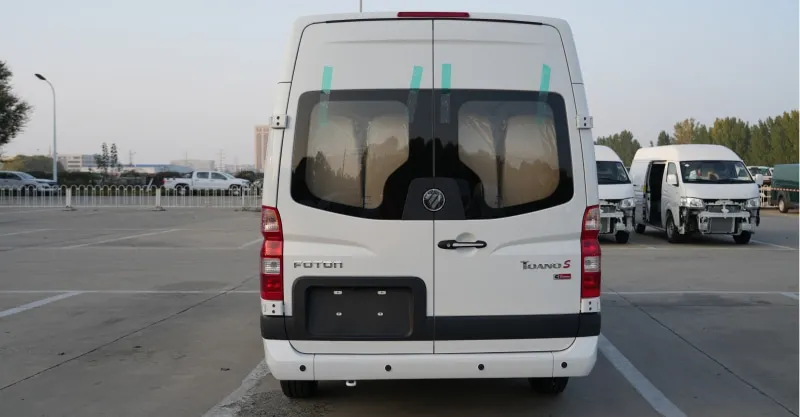 Foton Toano 18-Seater Minibus White: High Capacity Fleet Van