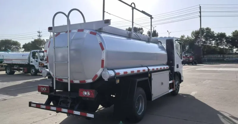 Foton Aumark E Fuel Tank Truck | 5000L Refueling Tanker