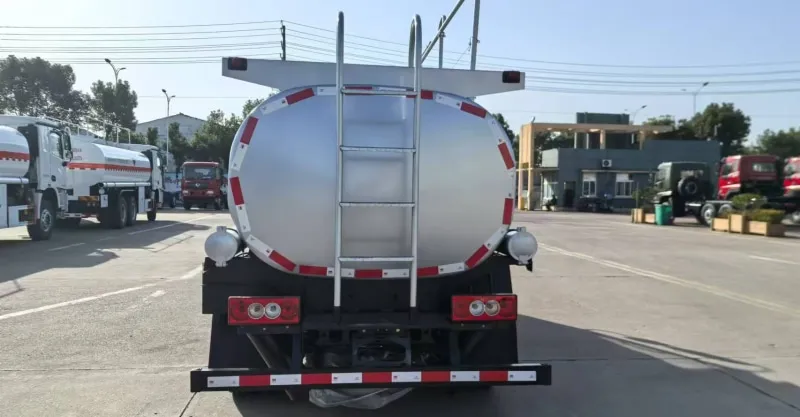 Foton Aumark E Fuel Tank Truck | 5000L Refueling Tanker