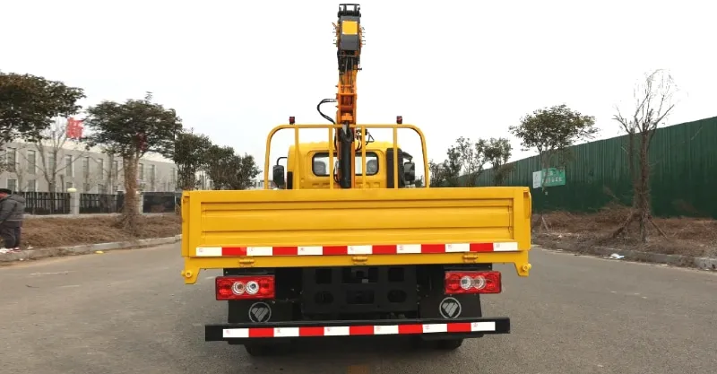 Foton Aumark E Truck with Crane | 3.2T/4T Knuckle Boom Crane