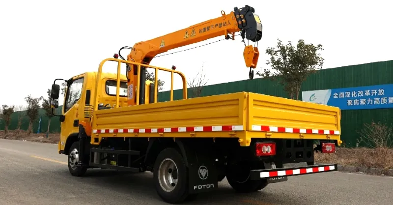 Foton Aumark E Truck with Crane | 3.2T/4T Knuckle Boom Crane