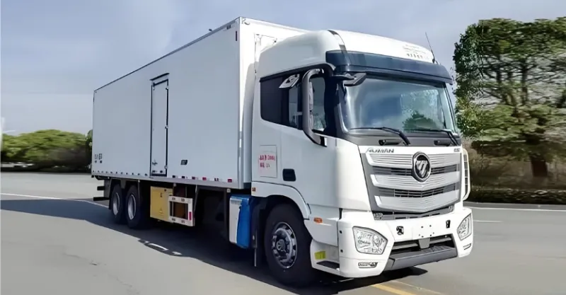 Foton 6x4 Refrigerator Truck | 400HP Heavy-Duty Cold Chain