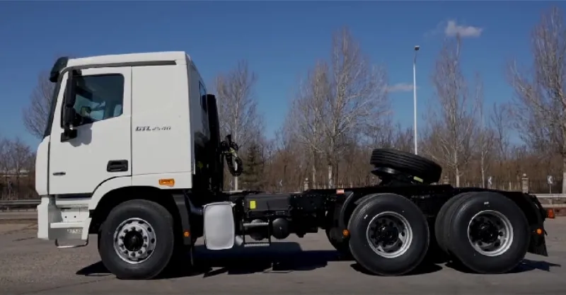 Foton Auman GTL-E 6x4 Truck | Smart High-Efficiency Tractor