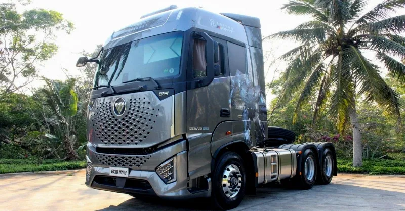 Foton Auman Galaxy 6x4 Prime Mover | 680HP Premium Tractor