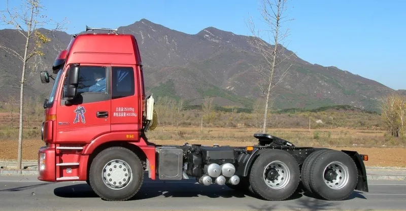 Foton Auman ETX 6x4 Tractor Head | Reliable Heavy Duty Truck