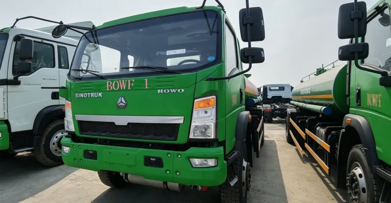 Sinotruk HOWO 4x2 Fuel Tank Truck | 10,000L Capacity | Green Edition