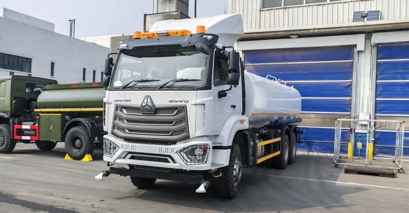HOWO NX 371HP 6x4 Water Tank Truck (White) | Heavy Duty