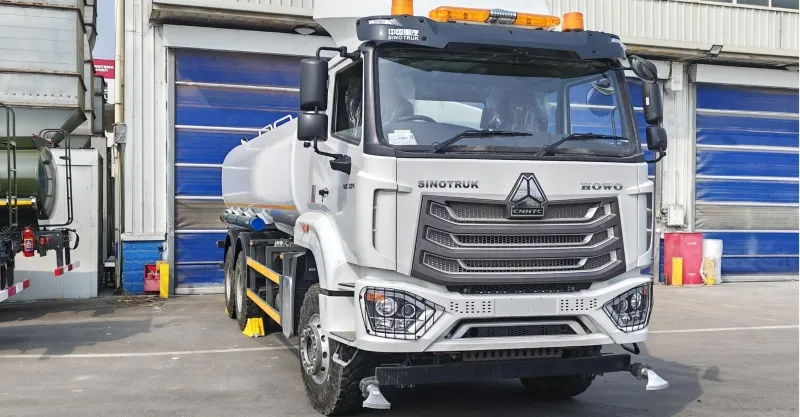 HOWO NX 371HP 6x4 Water Tank Truck (White) | Heavy Duty