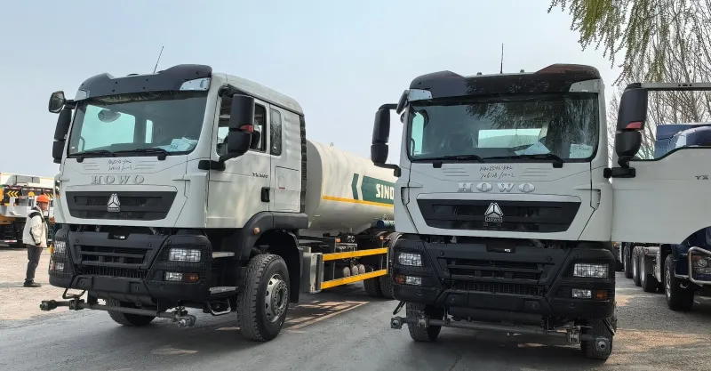 HOWO TX 300HP 6x4 Water Tanker Truck (White)