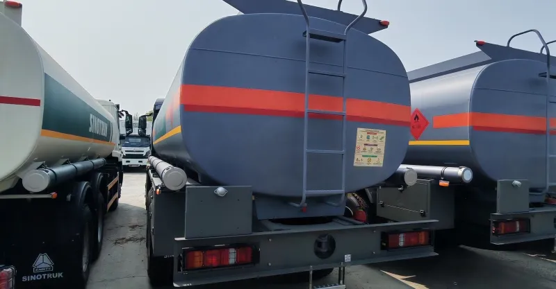 HOWO TX 6x4 Fuel Tanker Truck (Gray)