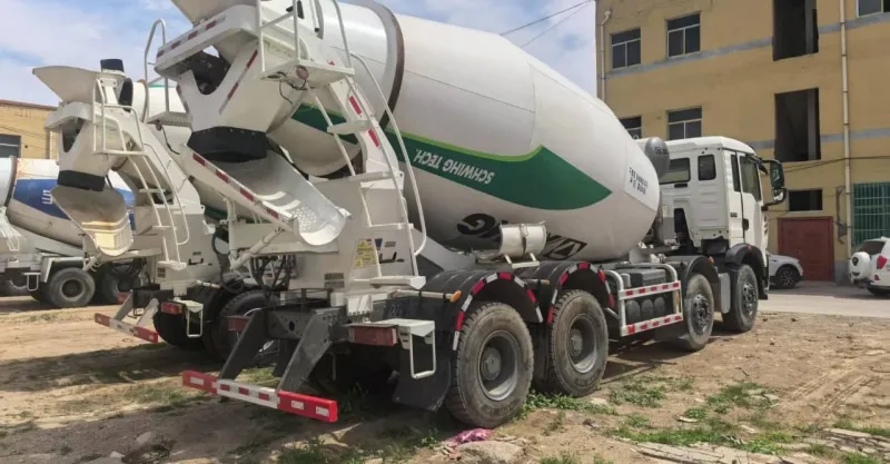 HOWO TX 340HP Mixer Truck: Lightweight & Efficient