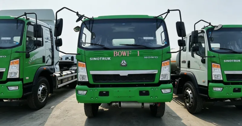 HOWO 4x2 Fuel Tank Truck | Green Oil Tanker 266HP